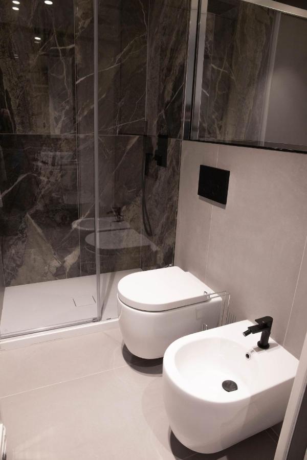 Exclusive Retreat Few Steps From Duomo - Apt 1 Milano Ngoại thất bức ảnh
